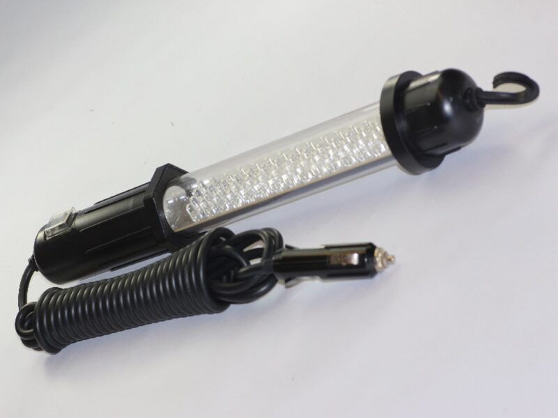 Product thumbnail 60 LED's 12V Heavy Duty Auto Werklamp 5 meter DC-kabel