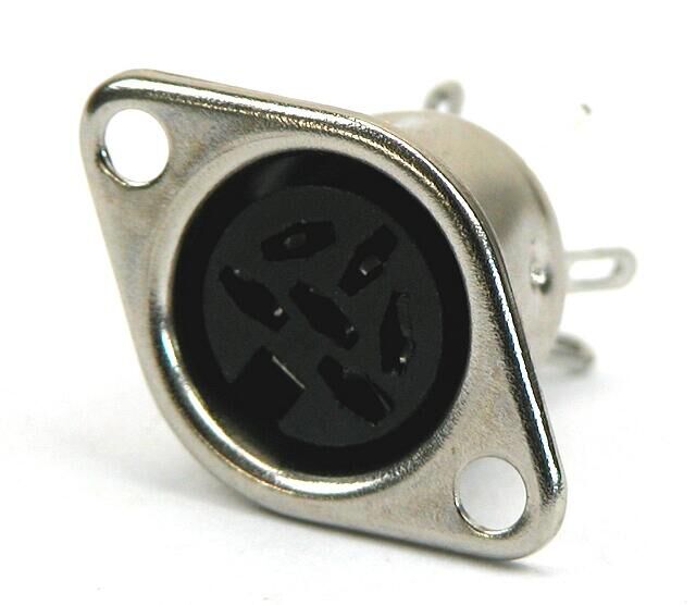 Product thumbnail DIN 8 POLIG ROND CHASSISMONTAGE