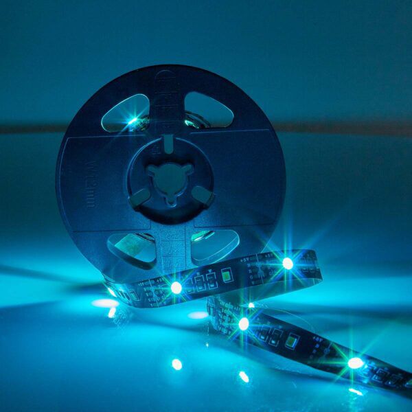 SmartLife LED Strip | Bluetooth | RGB / Warm Wit | 2 mtr | IP20 | 2700 K | 380LM - Afbeelding 6