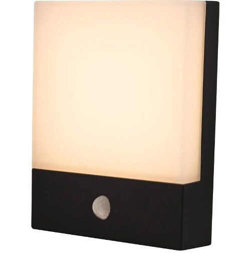 Product thumbnail LED OPBOUWARMATUUR MET BEWEGINGSMELDER