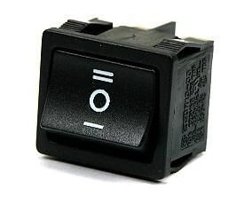 Product thumbnail WIPSCHAKELAAR 25x21 6A-250V 2x ON-OFF-ON ZWART