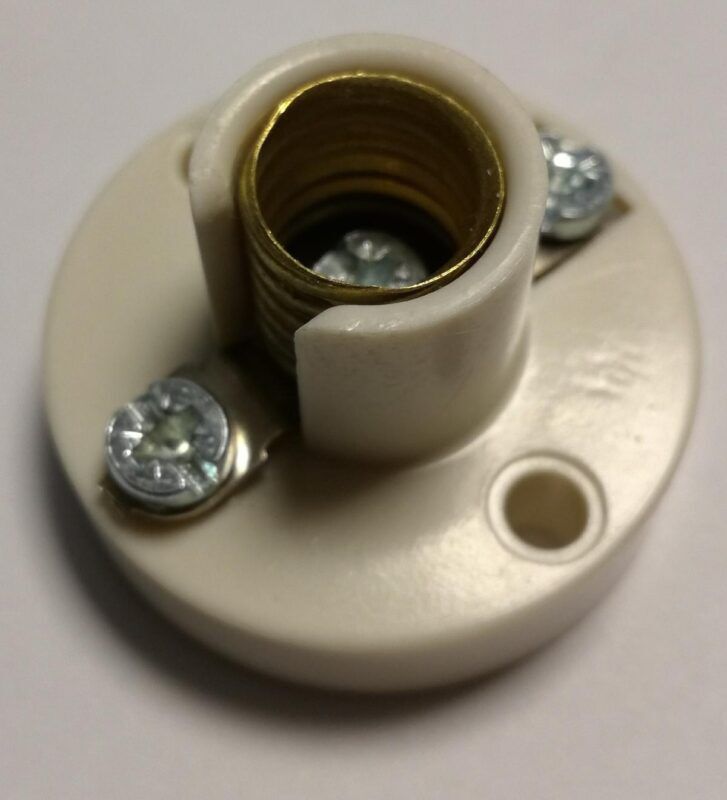 Product thumbnail E10 FITTING MINIATUUR WIT