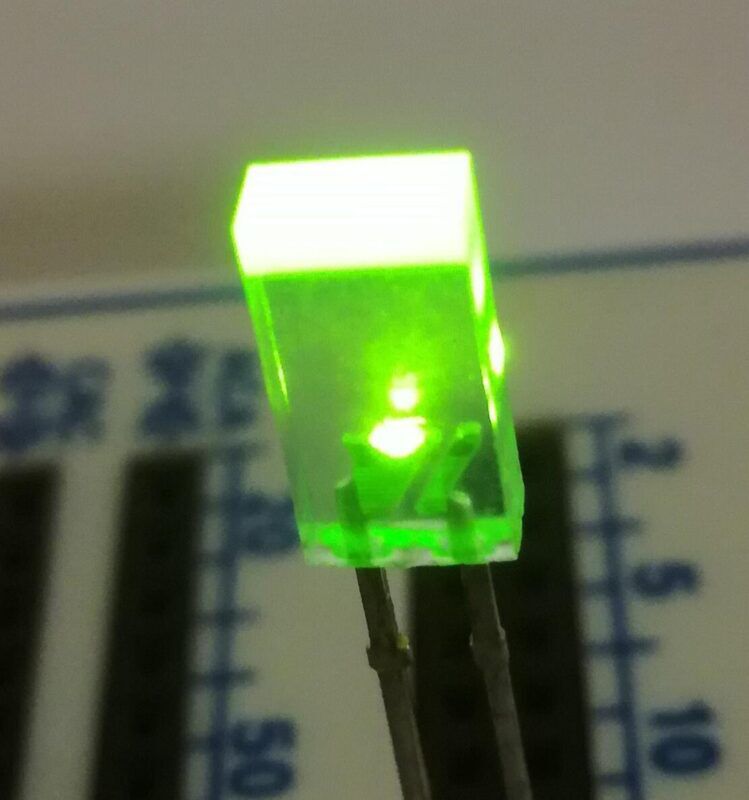 Product thumbnail 2.5 x 5mm RECTANGULAR LED LAMP GREEN DIFFUSED