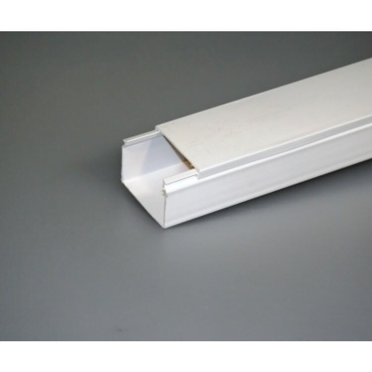 Product thumbnail Universele kabelgoot wit 2 meter 60mm x 40mm