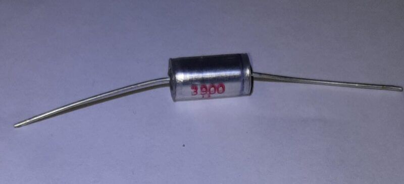Product thumbnail POLYSTYREEN 82PF CONDENSATOR