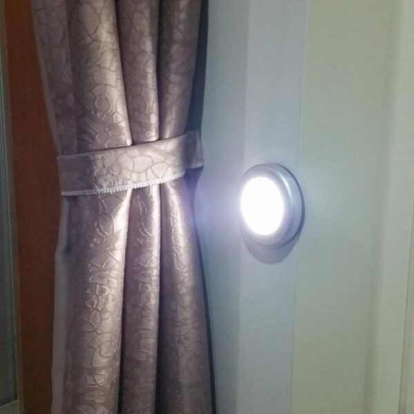 LED Nachtlamp met bewegingssensor op batterijen - Afbeelding 7