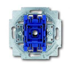 Product thumbnail Busch-Jaeger Pulsschakelaar inbouw