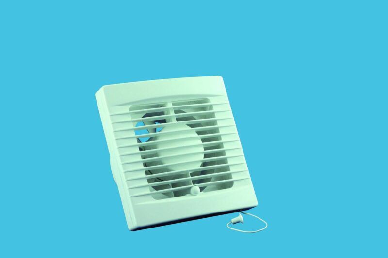 Product thumbnail Nedco EFP120P badkamer toiletventilator met trekkoord
