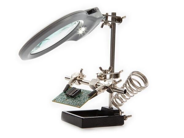 Product thumbnail DERDE HAND MET VERGROOTGLAS, LEDLAMP EN SOLDEERBOUTHOUDER