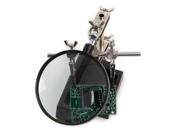 Product thumbnail DERDE HAND MET VERGROOTGLAS