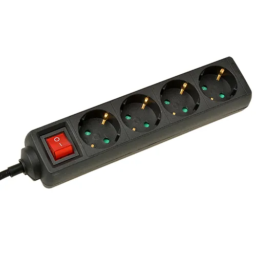 Product thumbnail 4-voudige stekkerdoos met schakelaar 3 meter zwart 3×1,5mm²