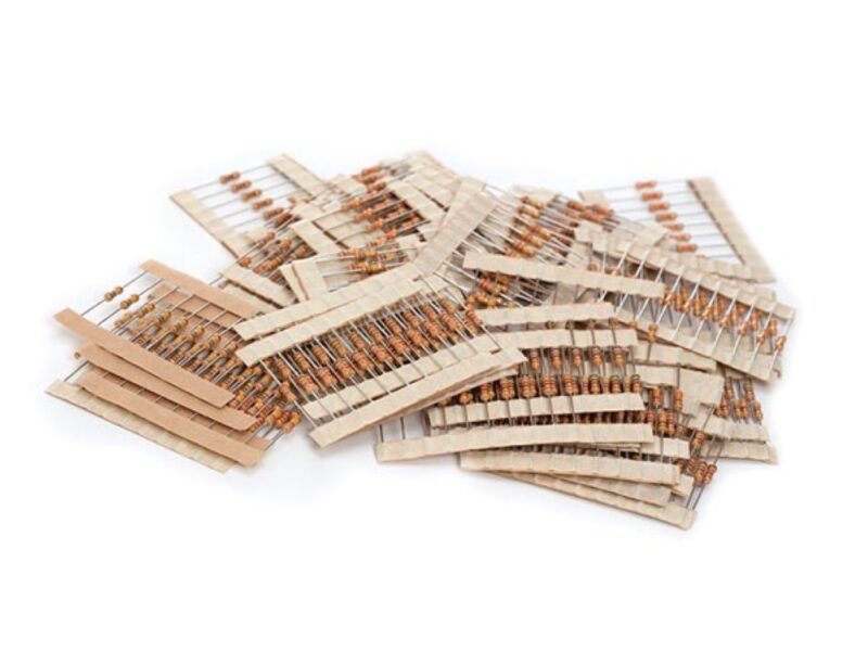 Product thumbnail SET WEERSTANDEN - E12-REEKS - 610 st. - 10E TOT 1M